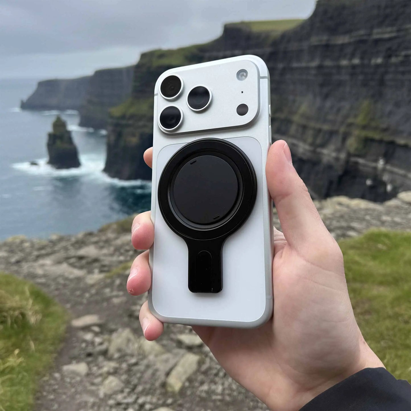 Ohsnap Grip Stand - Portrait Phone Stand & Magnetic Grip for Iphone & Android