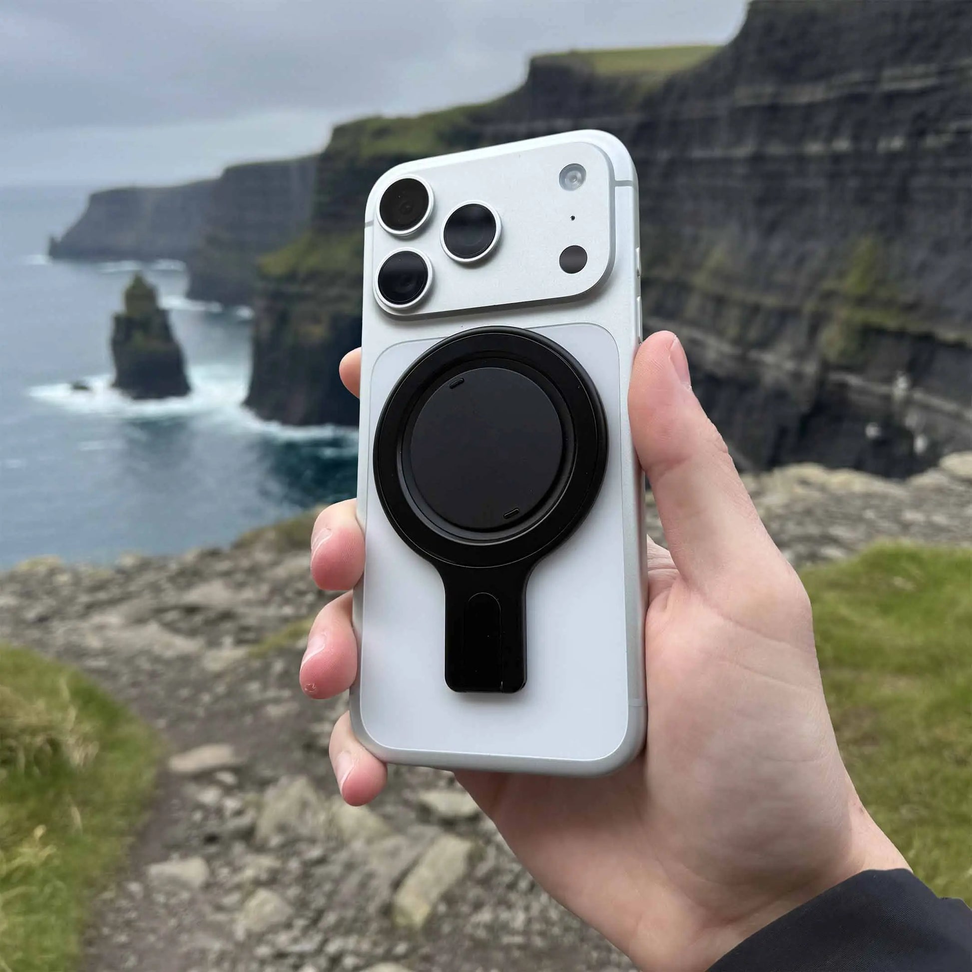 Ohsnap Grip Stand - Portrait Phone Stand & Magnetic Grip for Iphone & Android
